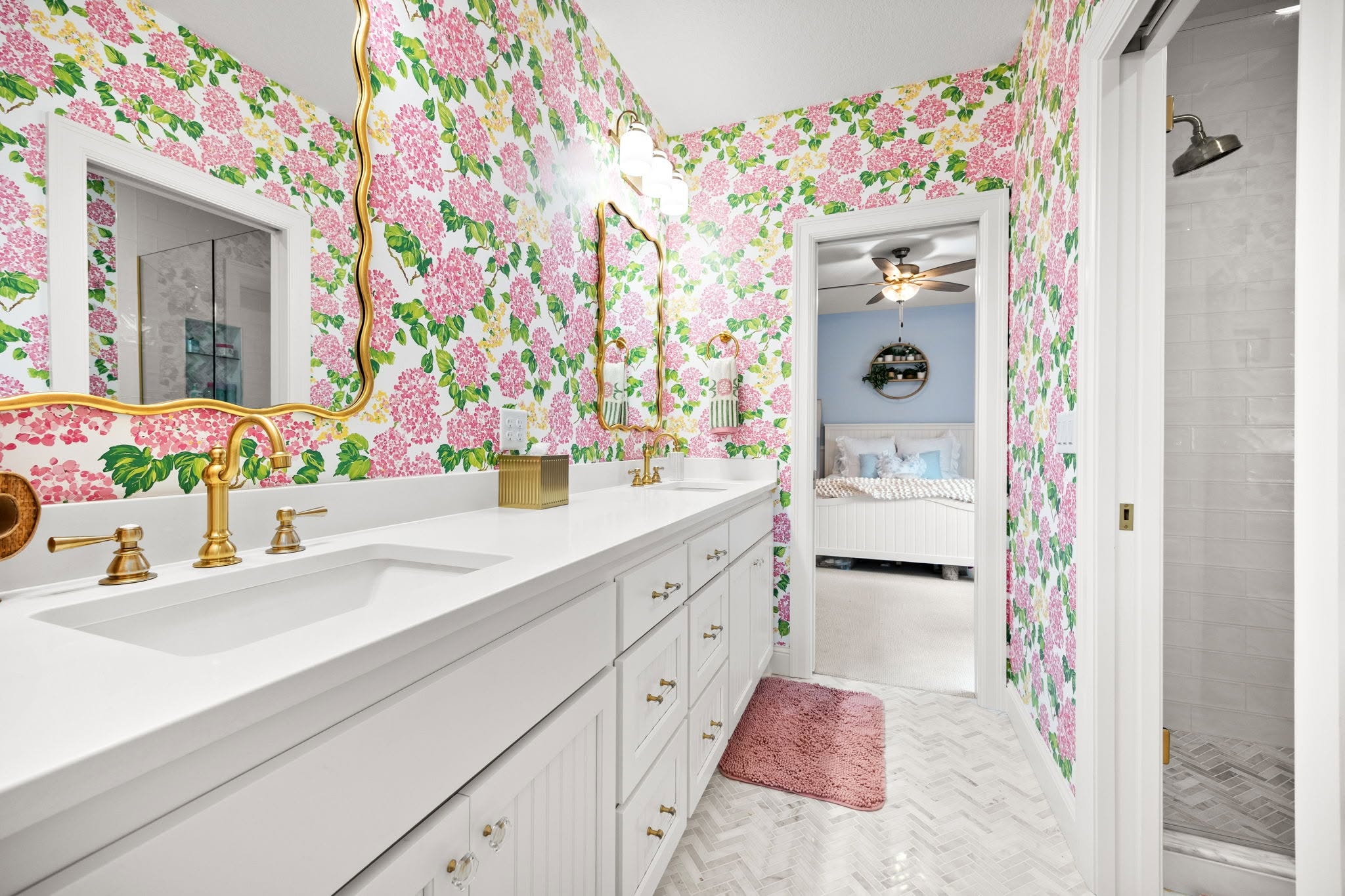 Bathroom with floral wallpaper